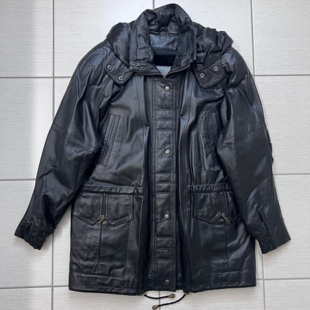 Vintage Leather Jacket (Passport - Leather De Cuir)